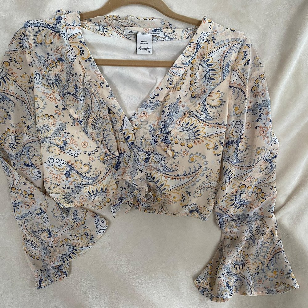 American Rag Ruffle Top Size S. CUTE!! - Picture 2 of 9